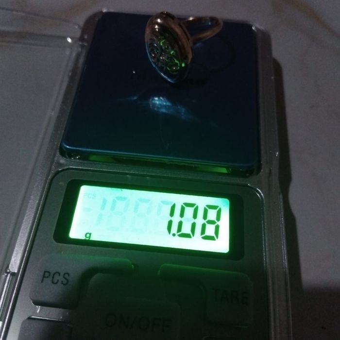 Продам срочно золото