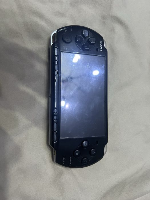Psp продаю срочно с играми