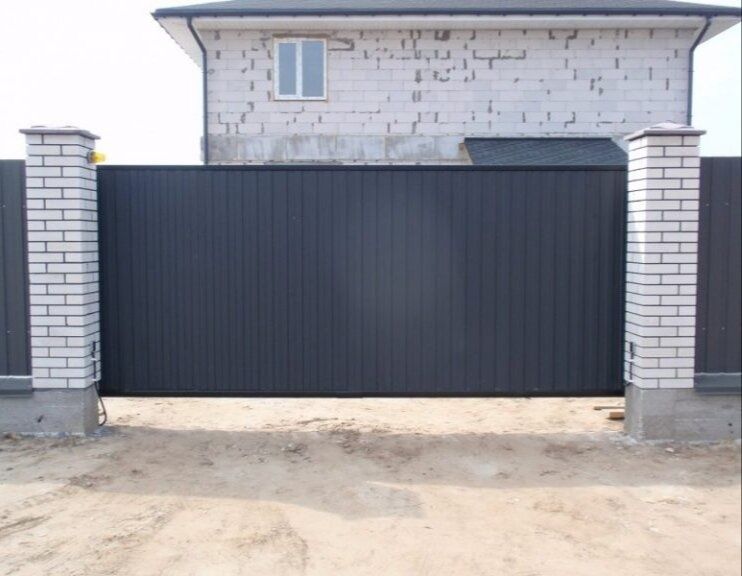Откатные ворота, заборы, ограждения