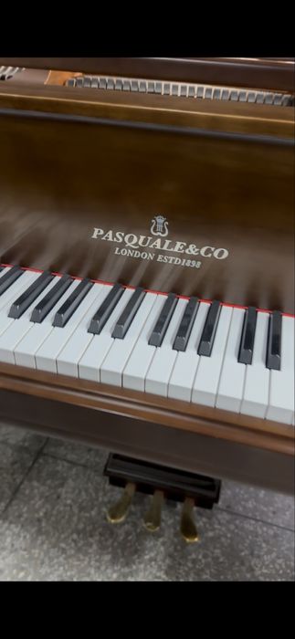 рояль Pasquale i co