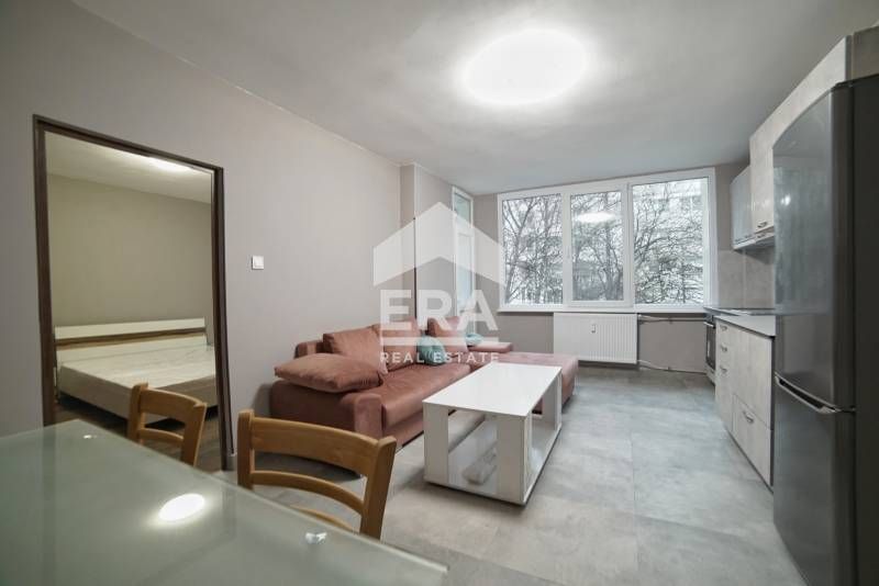 Дава се под наем Тристаен апартамент в София, Хиподрума - 68 кв.м за 800 € - Снимка #2