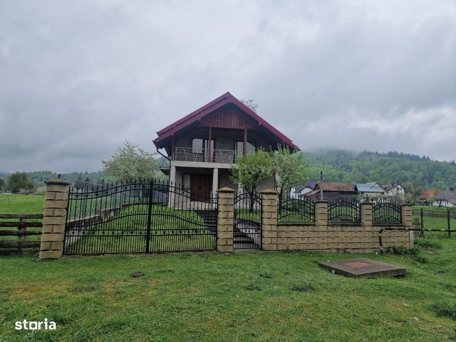 Vindem proprietate in orasul Frasin, Bucsoaia - Bucovina