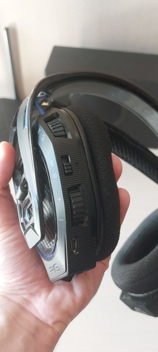 Геймърски слушалки Plantronics RIG 800 HS