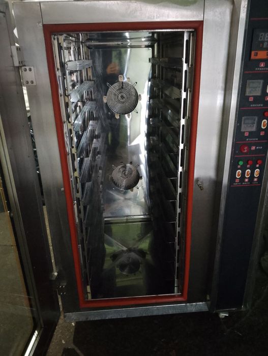 Конвекционая печь  10 лист