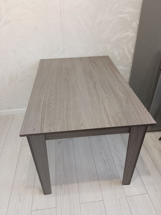 Стол кухонный б/у