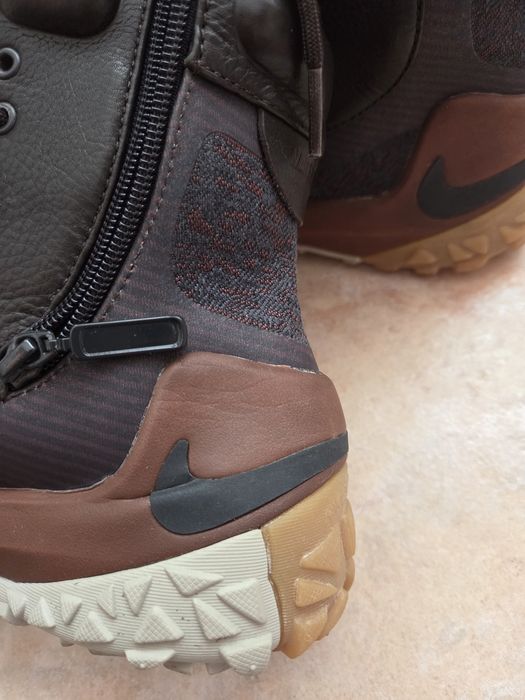 Боти Nike водоустойчиви