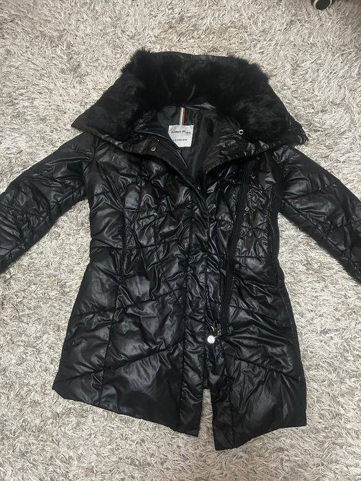 Дамско черно яке