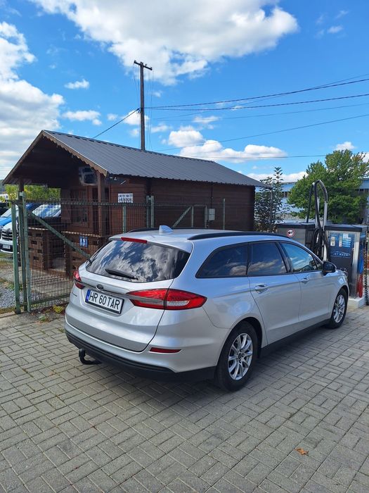 FORD Mondeo 2022 — imagine 2