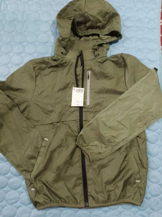 Ветровка H&M 11-12-13 лет в зависимости от ребенка