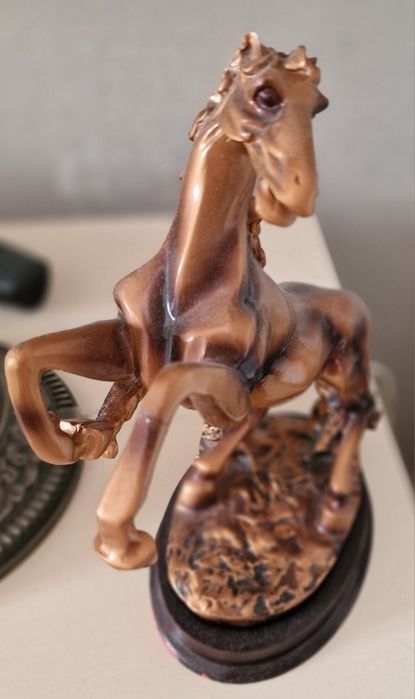 декор статуетки сувенирные