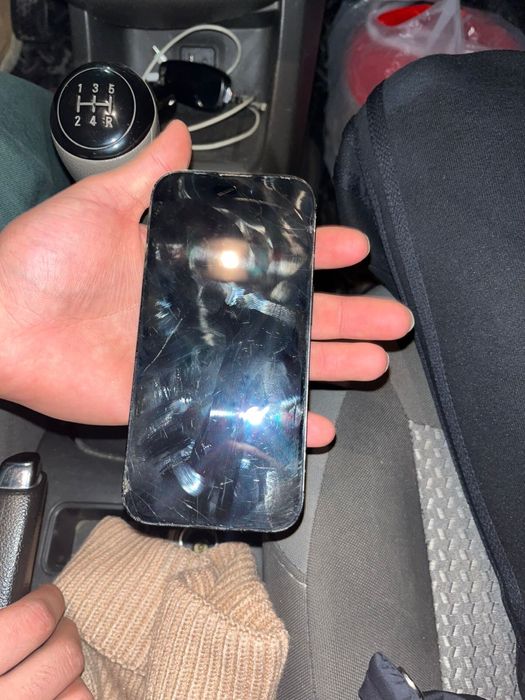 Iphone 14 pro с коробкой все есть