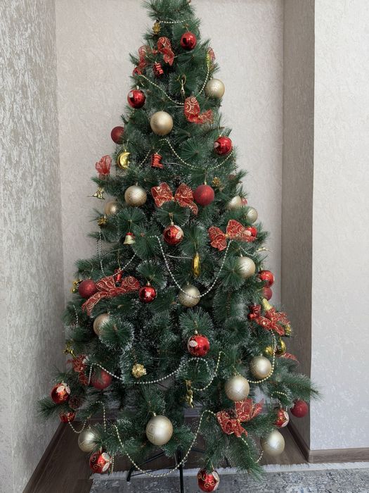 Продам Новогоднюю елку