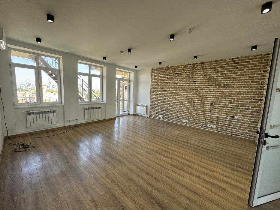 Аренда под офис в Бизнес Центре, Кушбеги