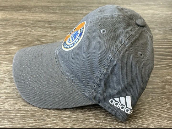 Адидас кепка caps