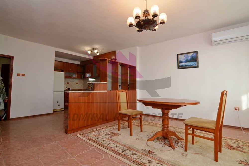 Дава се под наем Двустаен апартамент в Варна, Център - 70 кв.м за 450 € - Снимка #1