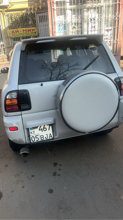 Продам тойота рав4