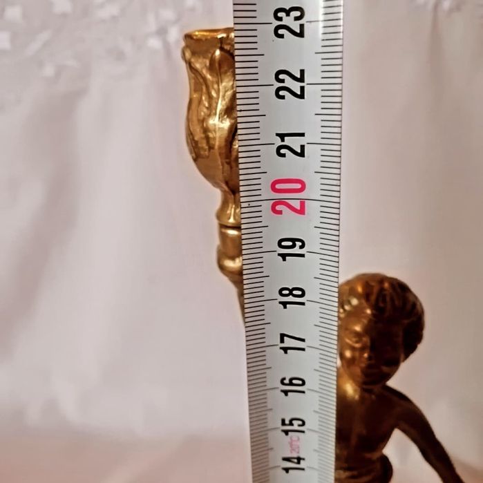 Месингов свещник и бижутера