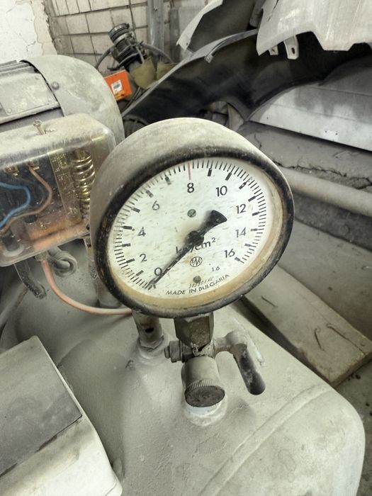 Продам компрессор