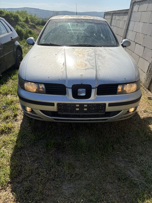 Dezmembrez Seat Toledo 1.6 benzina an 2003