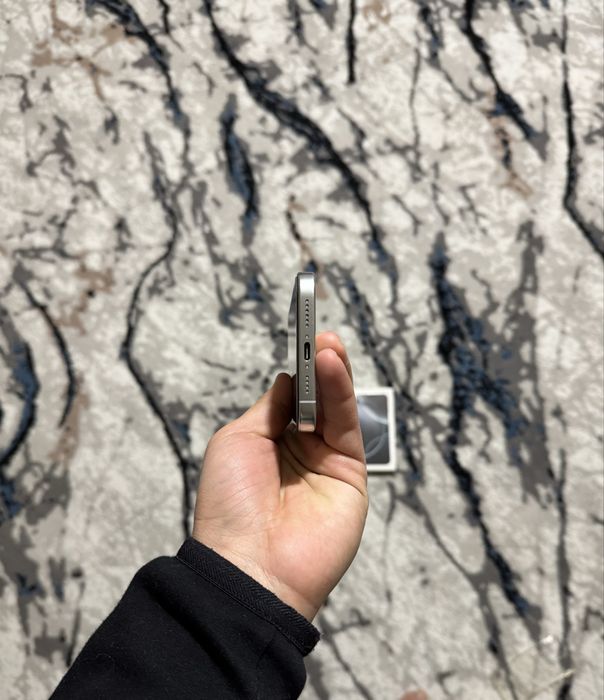 iPhone 16 pro max white titanium oq 2ta imei otgan