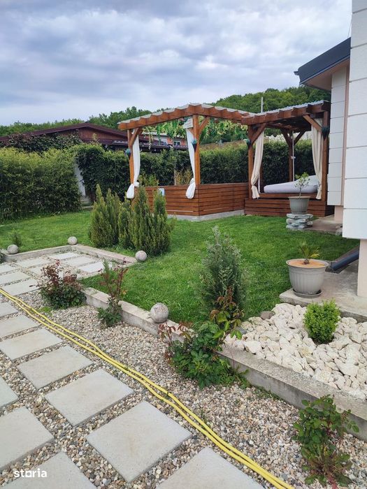 Casa Piscani, mobilata si utilata, 5 camere, moderna, de lux, mobilata