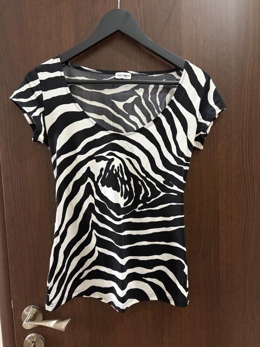 Тениски Reserved, Zara, Dolce gabbana