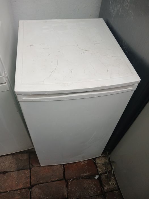 Холодильник LG сотилади яхши ишлайди