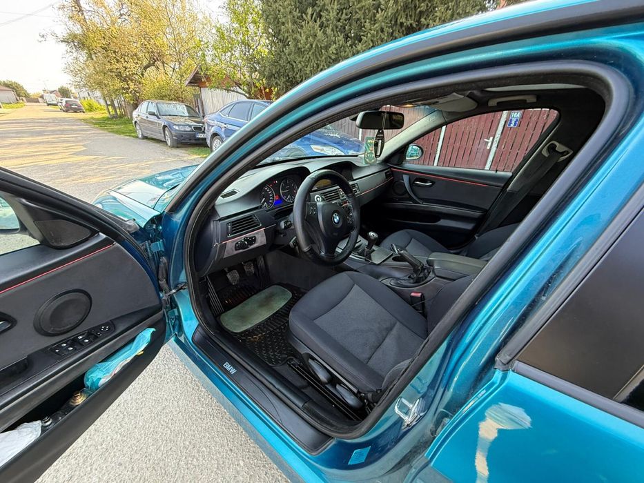 BMW SERIA 3 320d