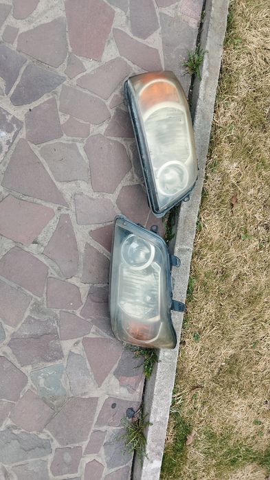 Фары Toyota Highlander