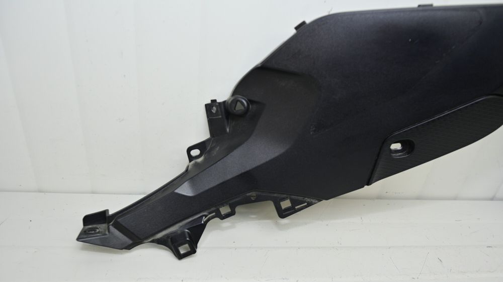 Carena Plastic Lateral Rezervor Dreapta BMW F900R 2019 - 2025