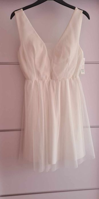 Rochie albă nouă
