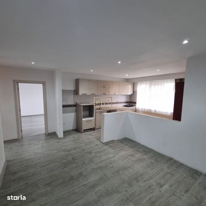 Apartament cu 3 camere, 74 mp, zona Florilor!