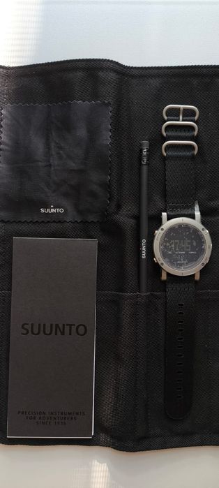 Часы Suunto Essential Stone (Финляндия)