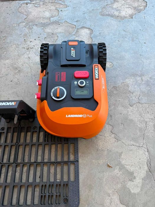 WORX Landroid Plus WR167E – Robot de tuns gazon pentru suprafețe de până la 700 m²