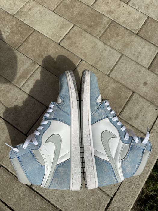 Jordan 1 Hyper royal