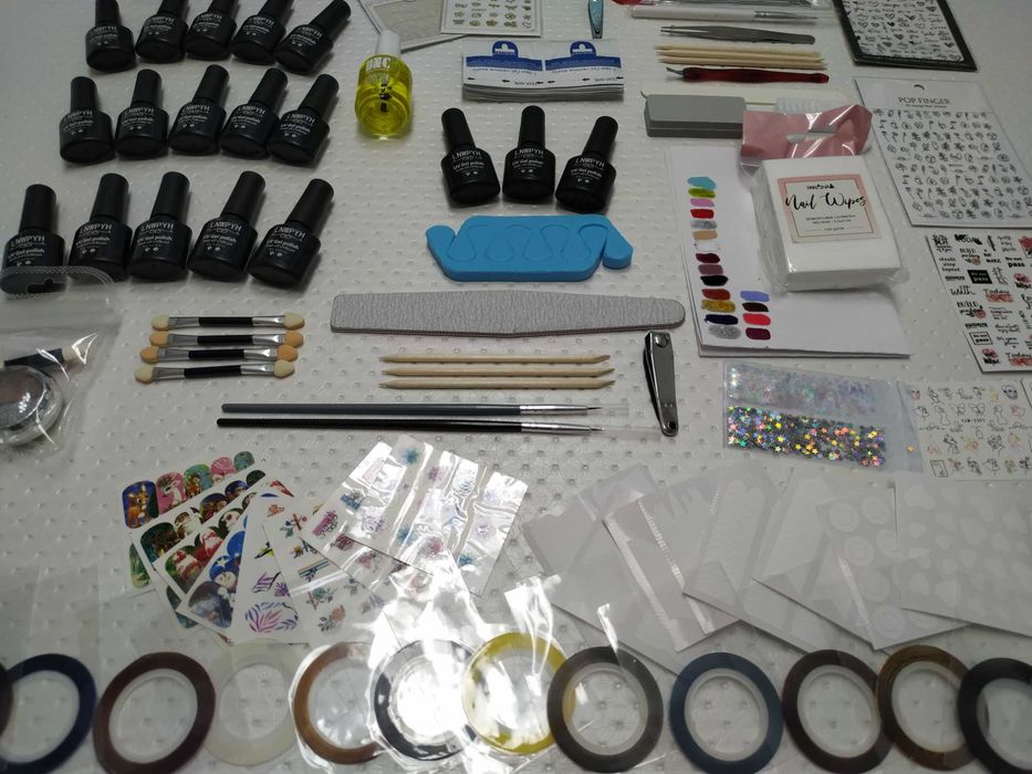 Набор для маникюра новый