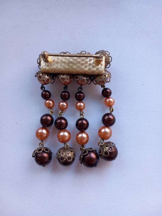 Продам броши времен СССР