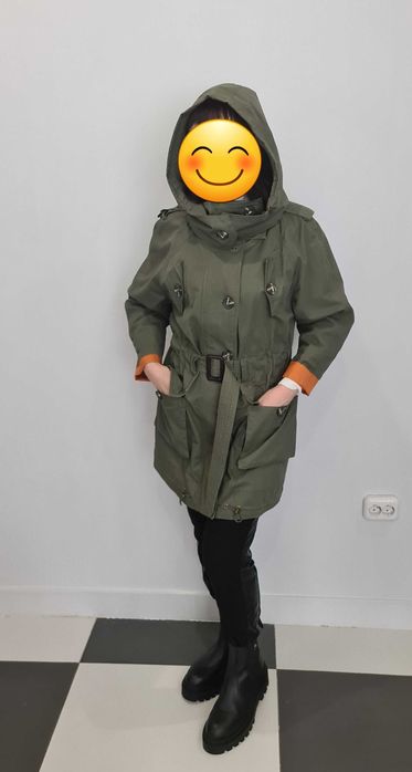 Плащ укороченный, стильный