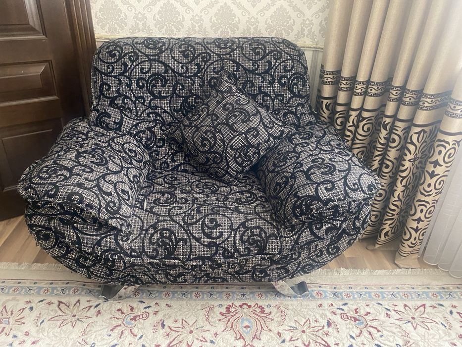 Срочно продаем диван,сафа и кресло