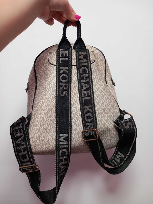 Раница на Michael Kors