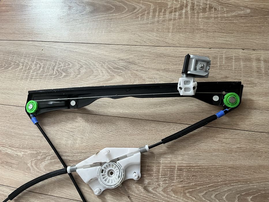 Macara geam electric fata stanga/dreapta VW Golf 5 / Jetta (Noua)