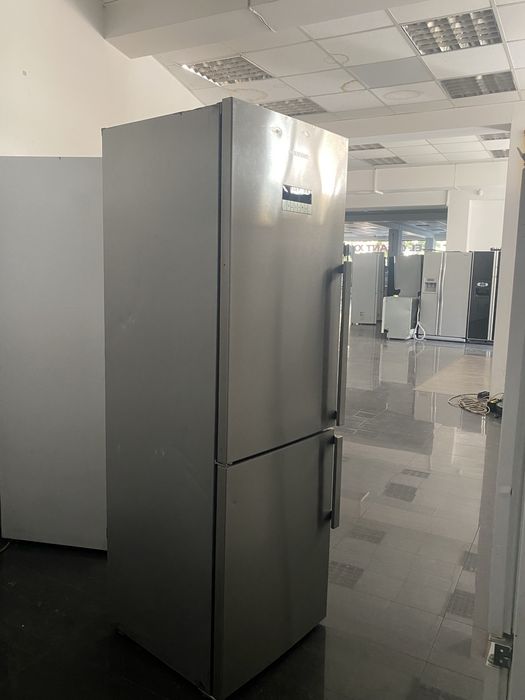 Хладилник с фризер GRUNDIG