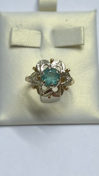 Кольцо из красного золота