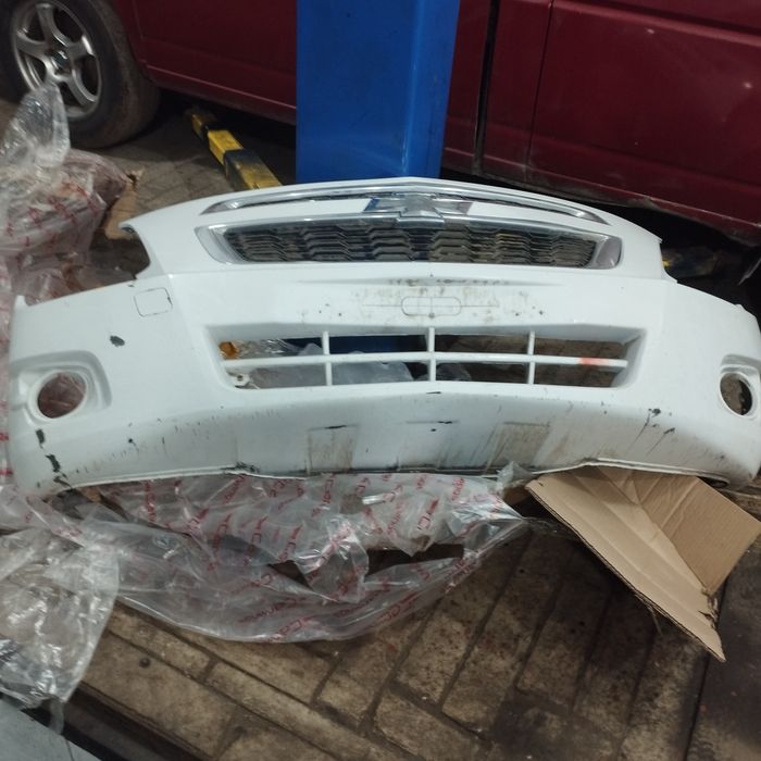 Продам бампера на кобальт