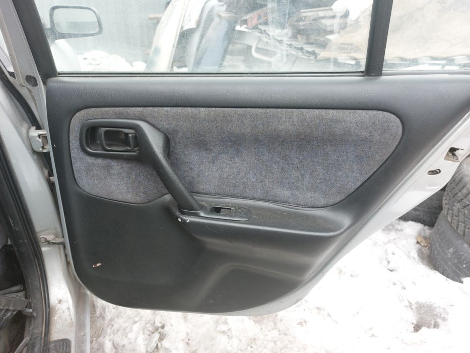 Ниссан Примера р11