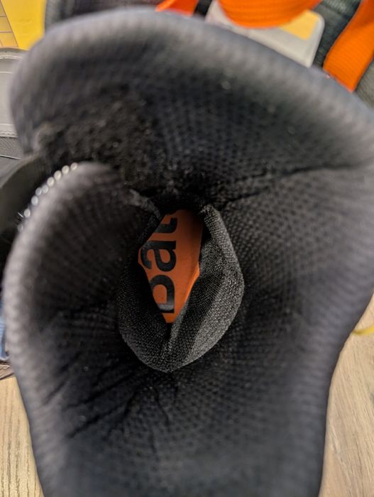 Aproape noi -  Boots Bataleon Acid Boa - nivel avansat/expert 41-41.5