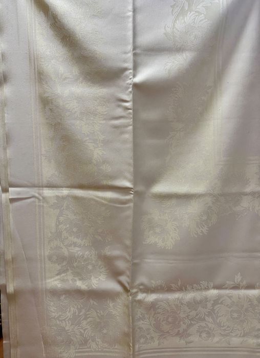 Fata de masa damasc satinat