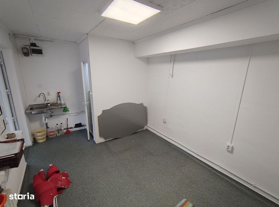 Spatiu comercial Dambu, 36mp