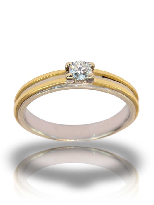 Vand 6 inele cu diamante, din aur de 18 K