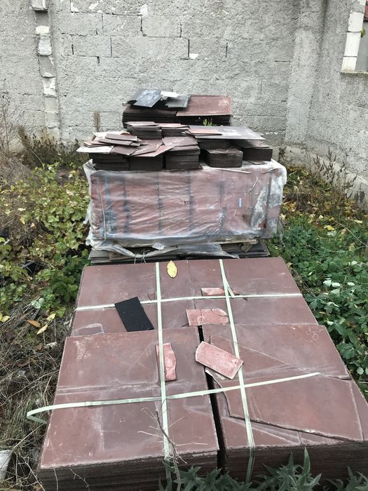 Tigla solzi , triunghi -Belgia